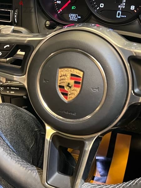 Porsche Macan 9