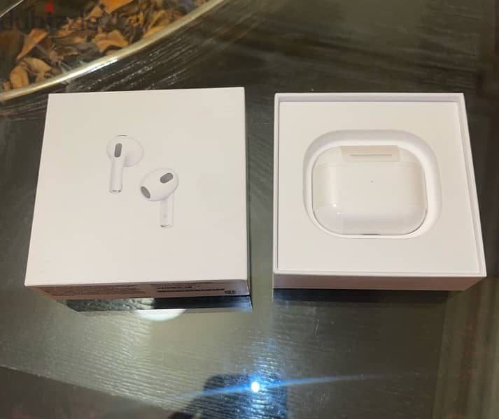 AirPods 3rd generation 1