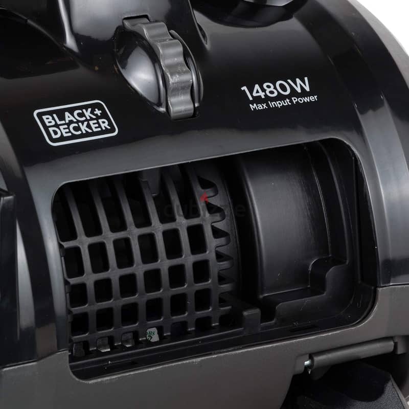 Black+Decker Dry Vacuum Cleaner VM1480-B5 3