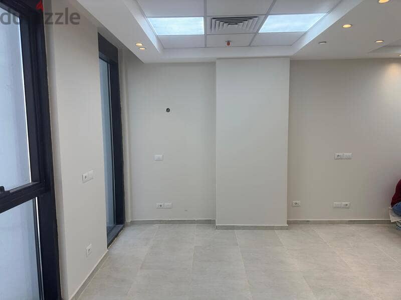 office space for rent 65 sqm fully finished with prime location Hyde park new Cairo 3