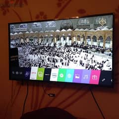 LG Smart TV 43 , BILT IN RECEIVER 0