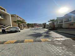 Pyramid Hills  Twin house for sale ready to move  With Pyramids View   Land 327 Sqm 0