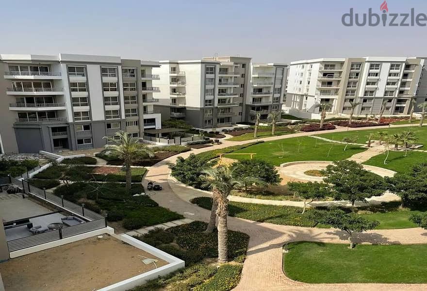 Apartment for sale in installments in Amazing Location in New Cairo Hyde Park 8