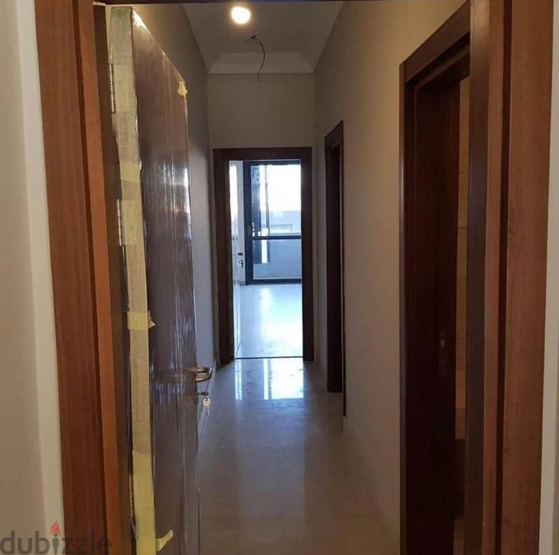 Apartment for sale, immediate receipt ((Penthouse)), upper floor + private roof, immediate receipt In the fifth assembly  “La Vista El Patio Oró” 8
