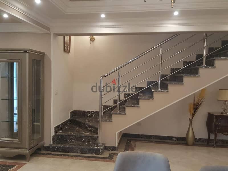 I villa 290m for rent garden 60m very prime location the majestic lake in mountain view new cairo 11