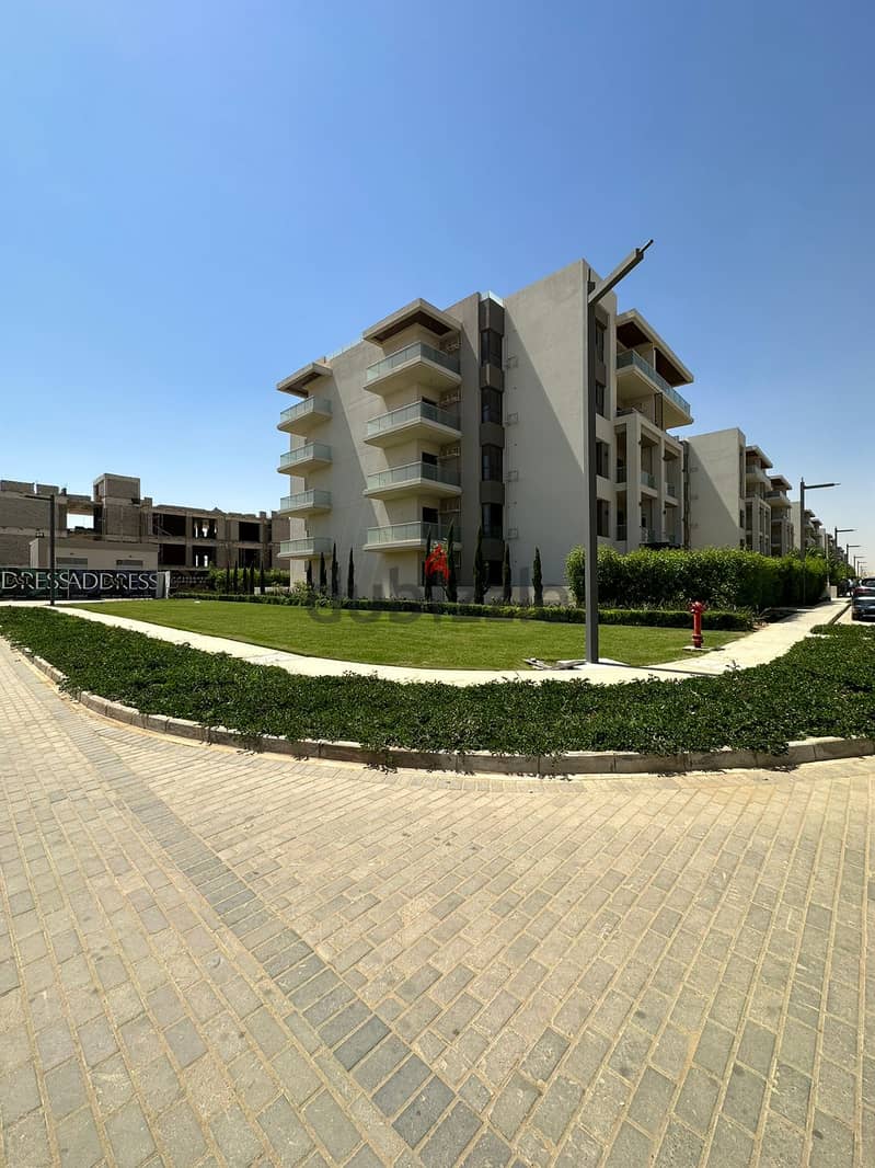 Finished apartment with immediate delivery in Fifth Settlement (The Address East Compound) 1