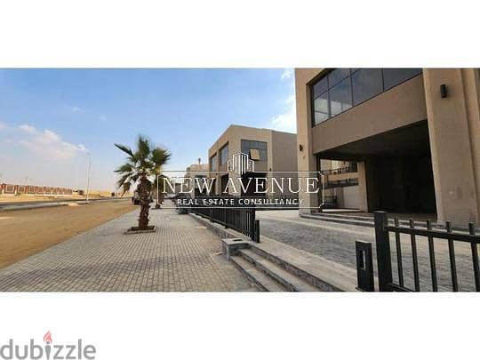 Ready to move retail 95m in VGK for sale 2