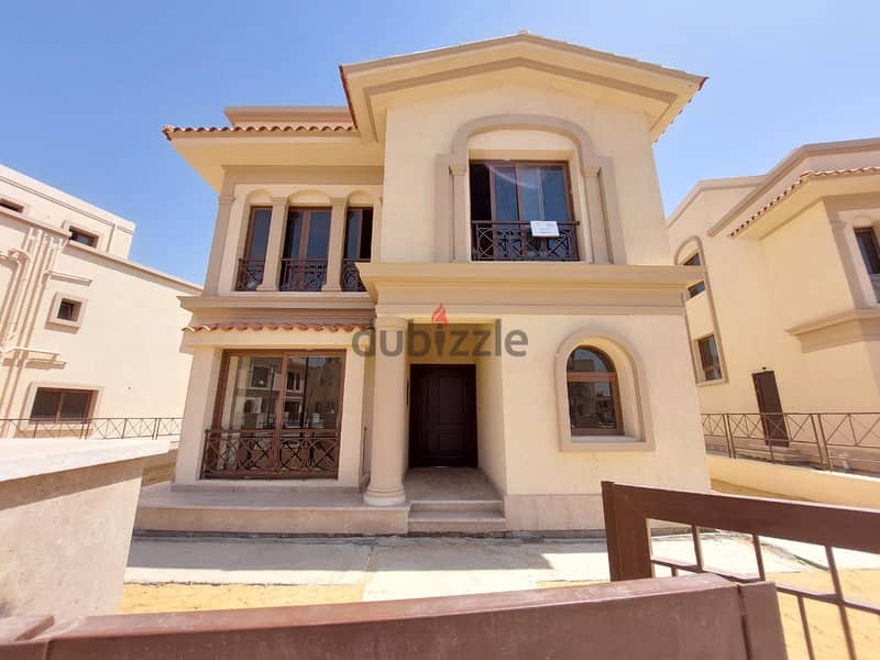 A special opportunity for sale in Madinaty, a detached villa in D3, Flat El Four Season with installment, with a down payment of 11,250,000. 7