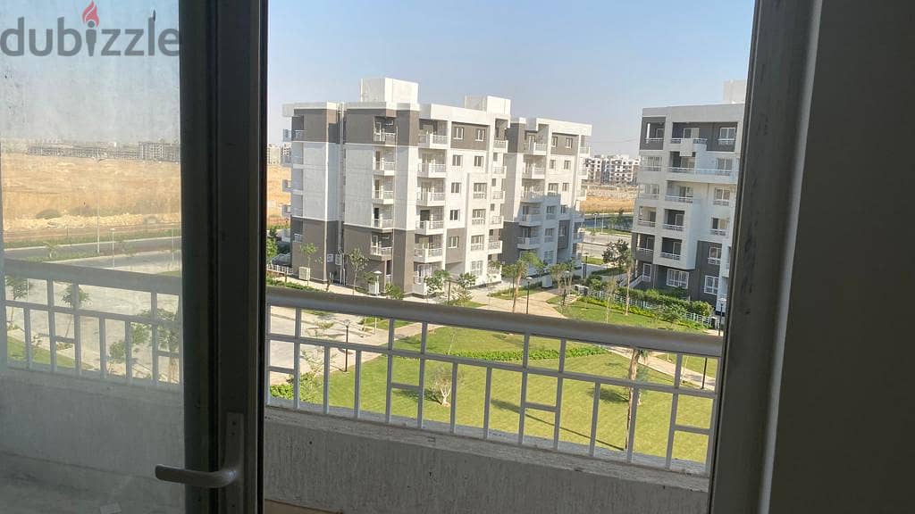 Apartment for sale in cash B10 (Madinaty) on Wide Garden at an excellent price 4