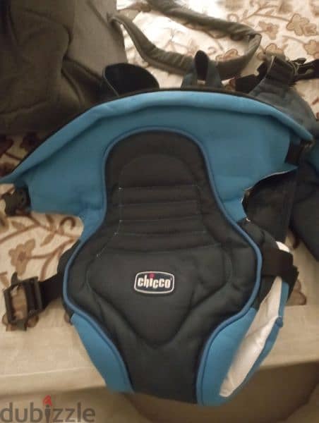 chicco baby carrier 1