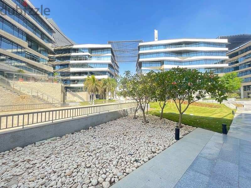 Office for rent Polygon sodic - Sheikh zayed 7