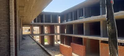 Shop for sale in Fifth Settlement in front of the American University, 105m, delivery at the end of the year, installments up to 6 years