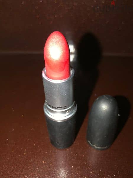 lipstick Mac 1