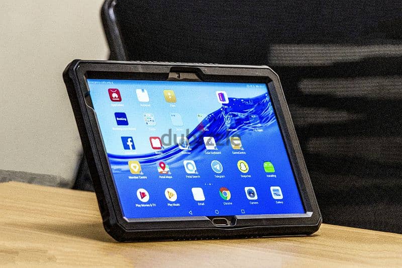 تابلت هواوي MediaPad M5Lite الجفر المضاد للصدمات،سكرينه،القلم و الشاحن 1