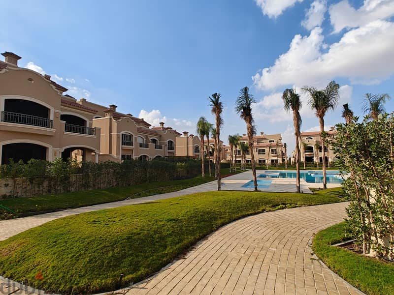 Twin house for sale in El Patio Prime Compound, immediate delivery, highest quality pool view, 289m 22