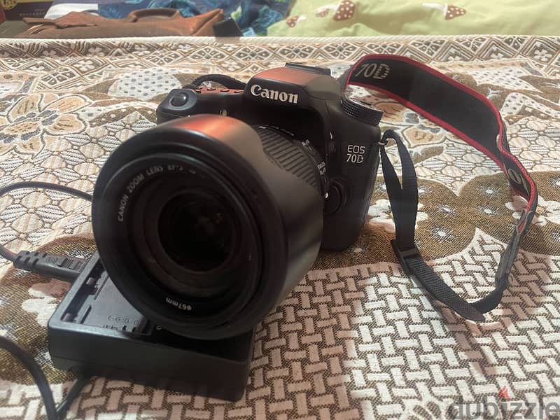 Canon 70D camera + 18-135STM 2
