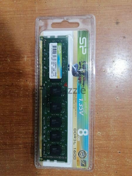 DDR3 8 GB RAM 1600 Hrz LV 1
