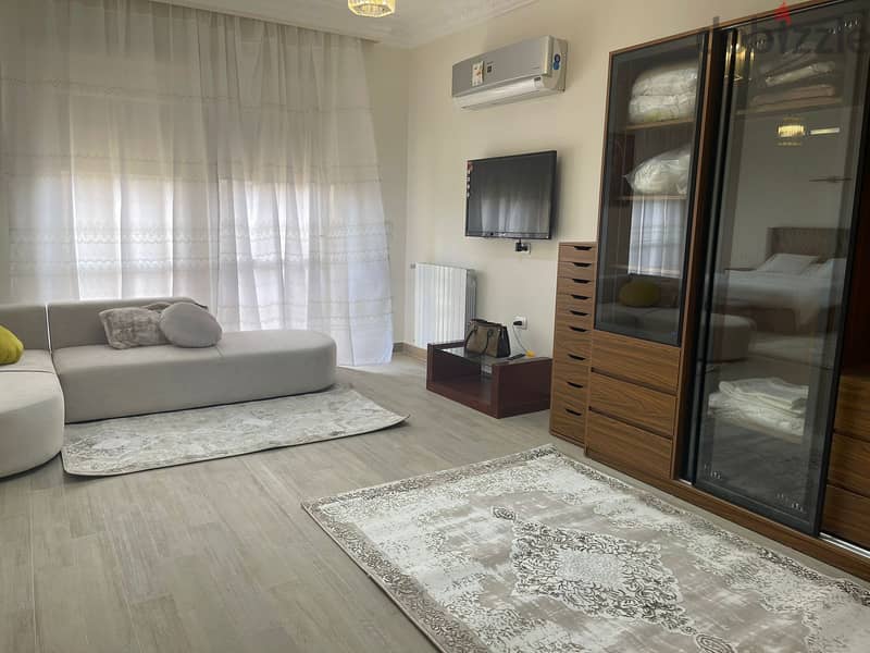فيلا مفروشة فندقي للايجار في الباتيو اورو 320م 4غرف أول سكن فيو بوول 5