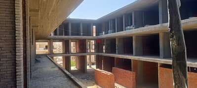 Shop for sale in Fifth Settlement in front of the American University, 105m, delivery at the end of the year, installments up to 6 years