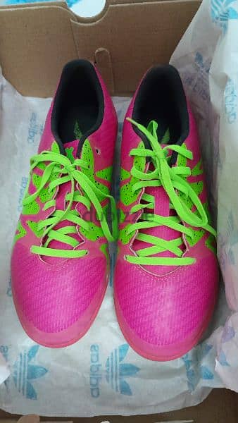 soccer shoes