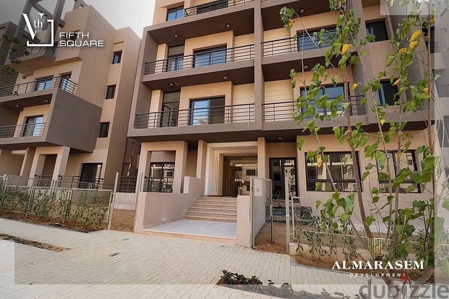 Apartment with roof for sale finished Ultra Super Lux in Fifth Square Al Marasem Compound Fifth Square Al Marasem Immediate receipt 8