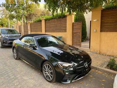 Mercedes E200 - AMG cabriolet model 2023   Brand new - wakeel