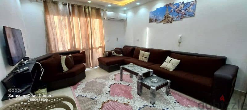 شقة لقطة للبيع بالفرش بالشيخ زايد عمارات المستقبل مكييفة فرش فندقي 4