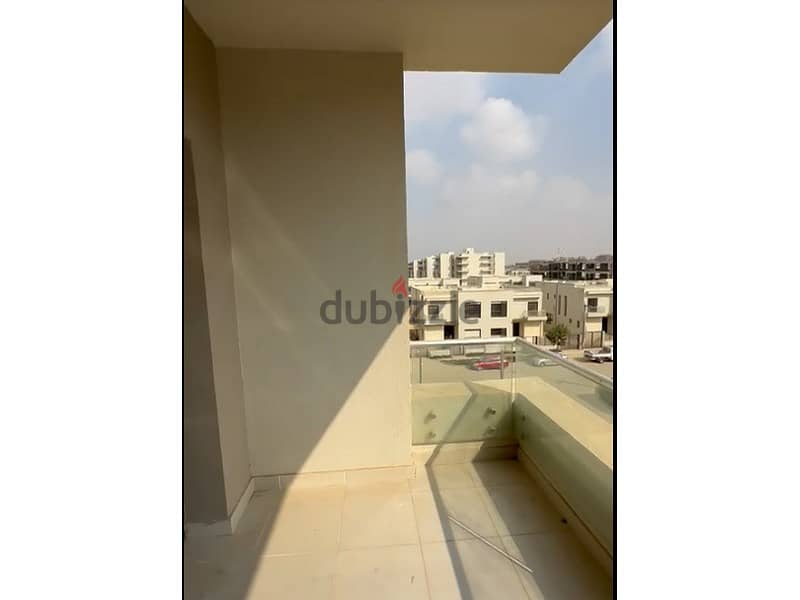 ready to move apartment, 3 rooms, luxurious finishing, in the heart of Golden Square, Fifth Settlement, in The Address East 10