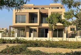 For sale, corner villa in Palm Hills New Cairo, in installments 0