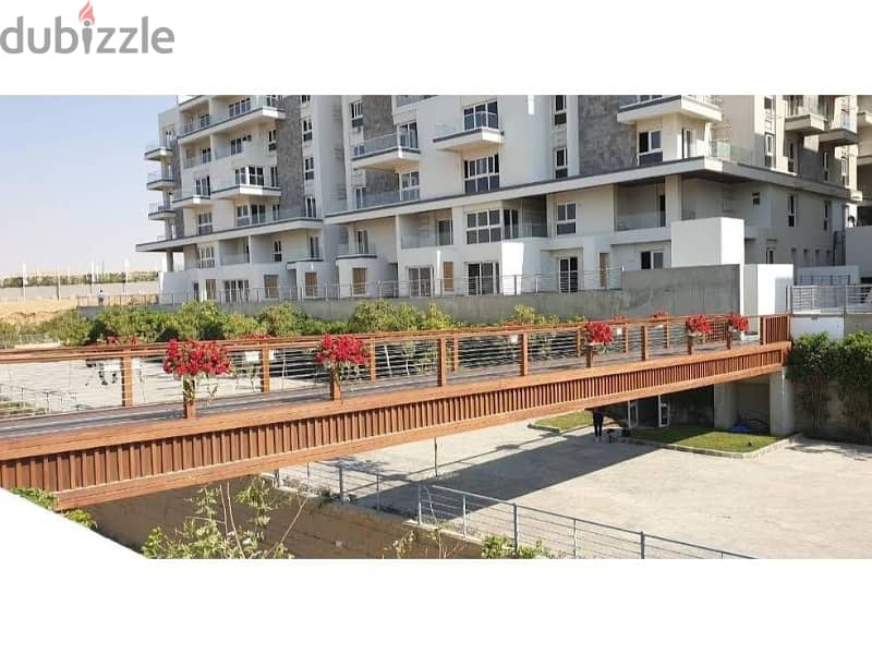3-bedroom apartment for sale, ready to move in advance and installments, Mountain View iCity 5