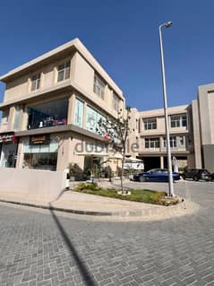 Office for sale ready to move with instalments, in heart of Sheikh Zayed 0