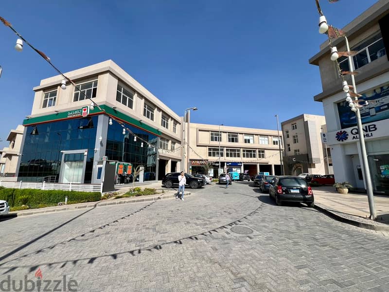 Office for sale ready to move with instalments, in heart of Sheikh Zayed 4