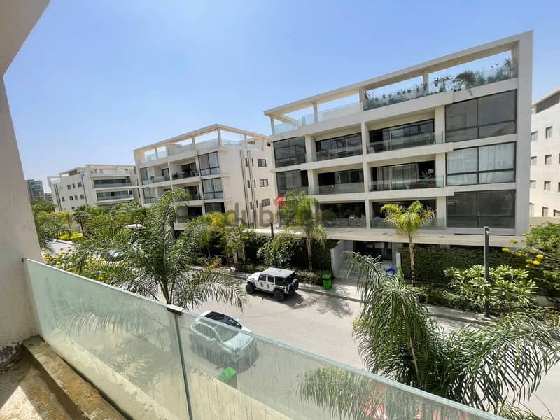 Apartment 144m with installments for sale in lake view residence compound New Cairo fifth settlement 2