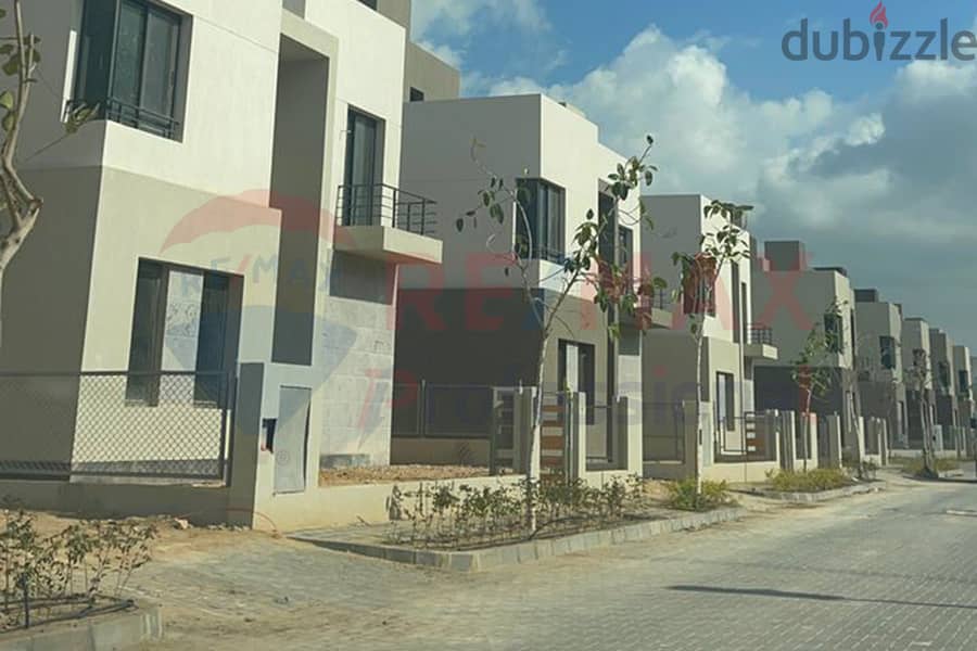 Own a villa (townhouse) at the old price in the heart of Palm Hills Alexandria 17