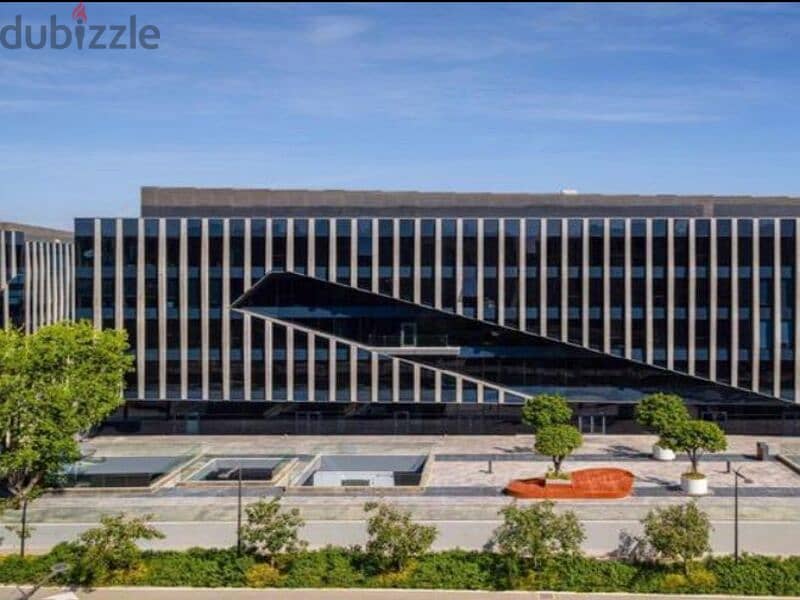 223 m office EDNC Sodic prime location view  plaza 6
