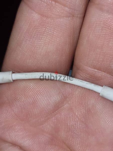 Aux charge cable 1