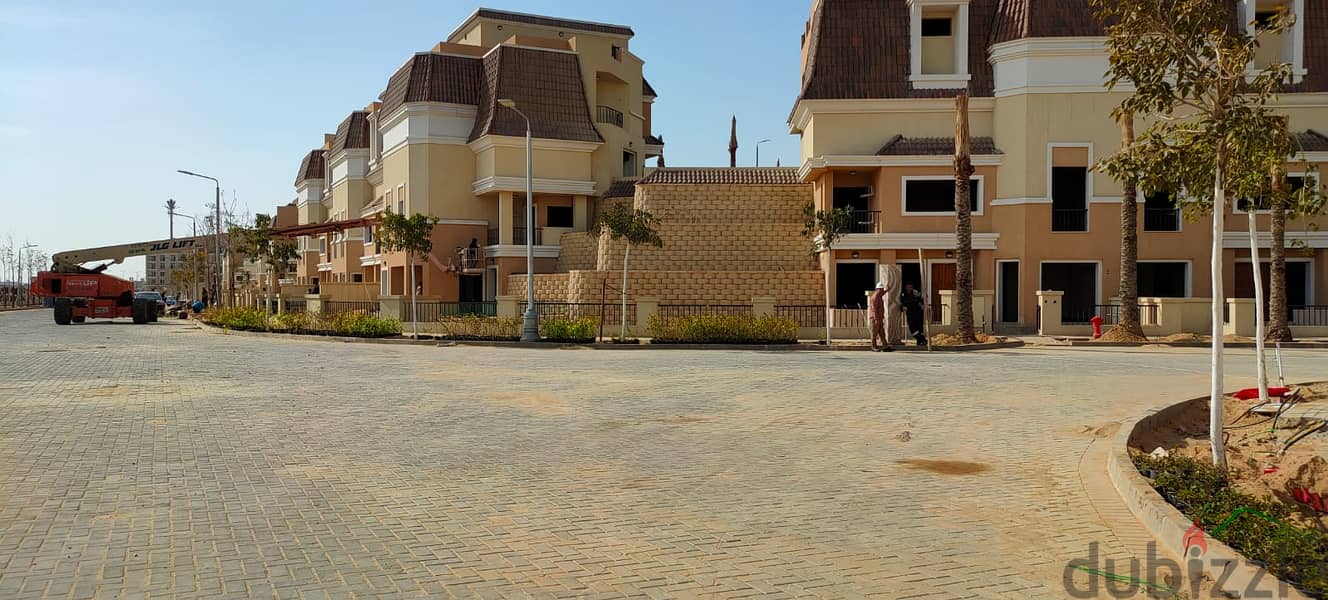 S Villa for sale near Mostakbal City, 239 sqm, corner with 60 sqm garden and 78 sqm roof, in Sarai Compound, New Cairo 5