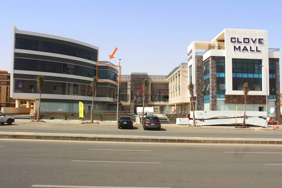 clove mall el koronfel new cairo مكتب/عيادة 78 متر استلام فوري بمنطقة القرنفل التجمع الخامس 2