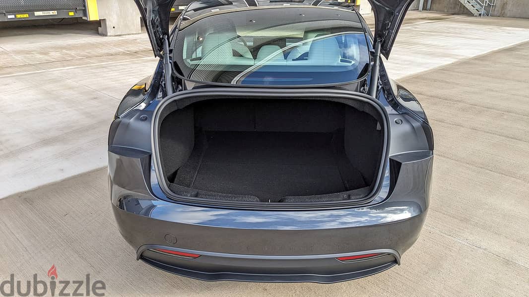Tesla Model 3 Facelift 2024  تسلا 8