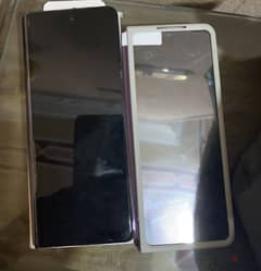 2 Almost New Samsung Cell Phones