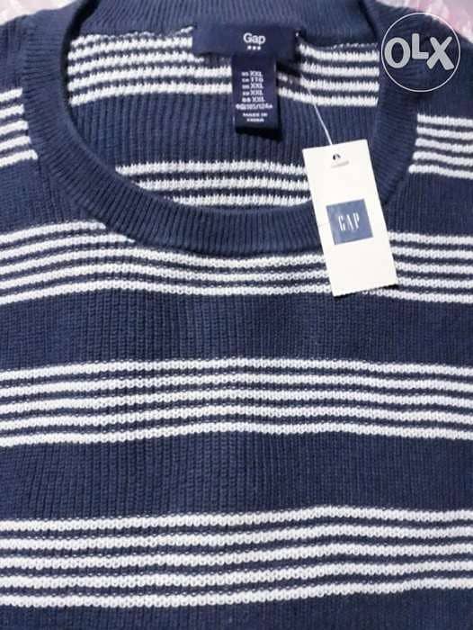 Gap pullover from USA 1