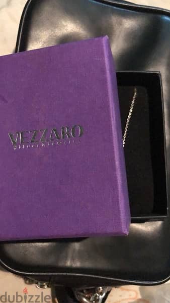 silver heart shape necklace from vezzaro 2