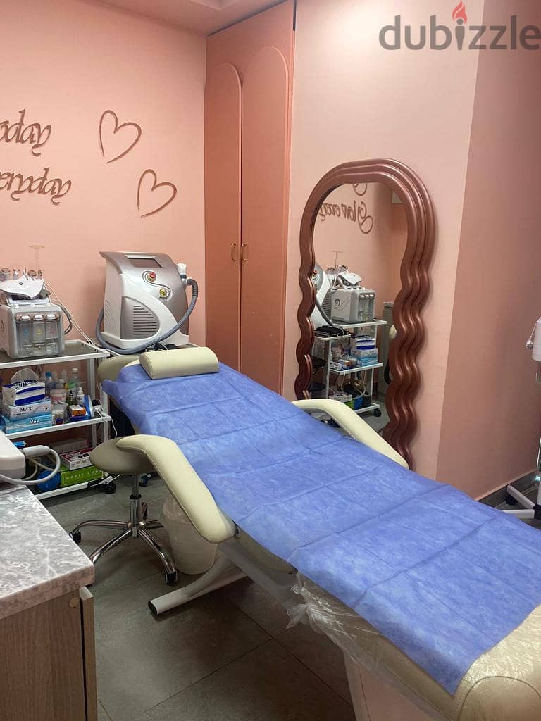Furnished Clinic for Rent 65 SQM in Park St. , Mall - Al Sheik Zayed - October 2