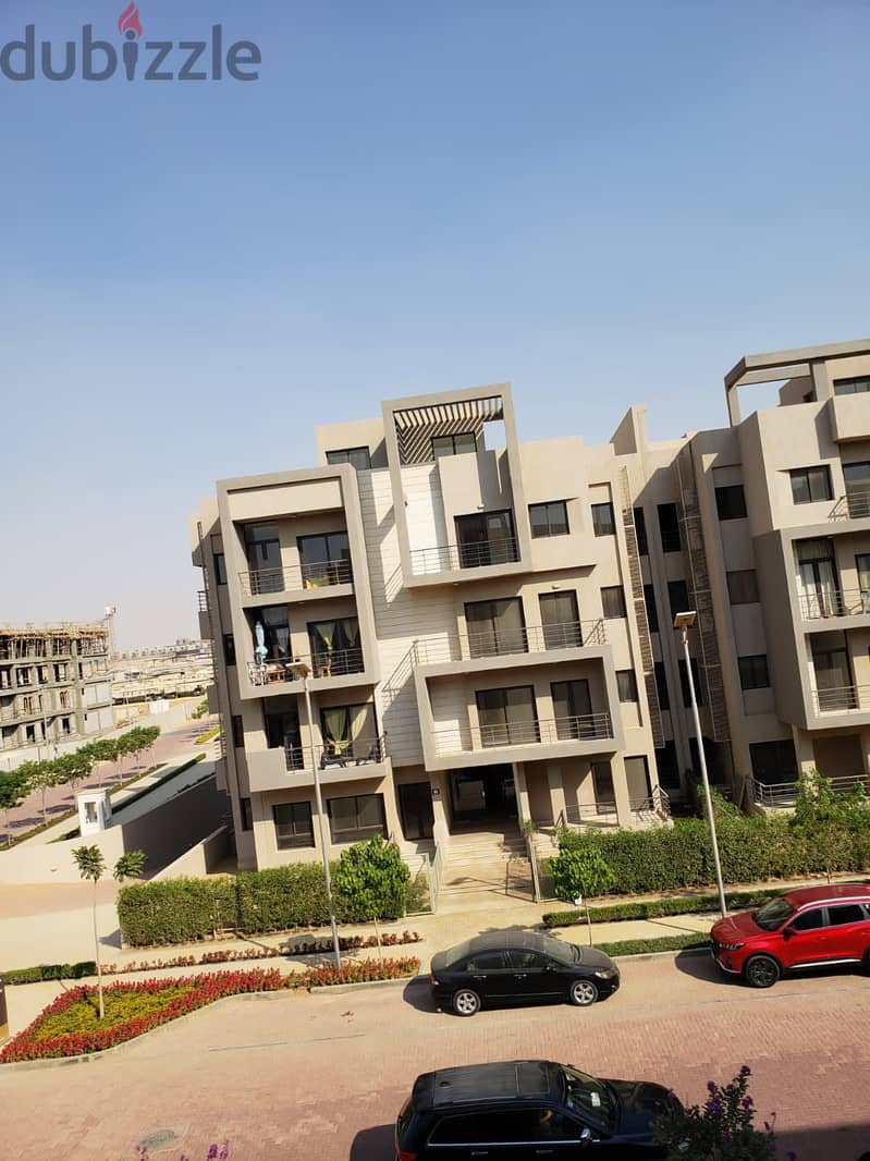apartment 162 m 3 bed under market fully finished view landscape , fifth square 9