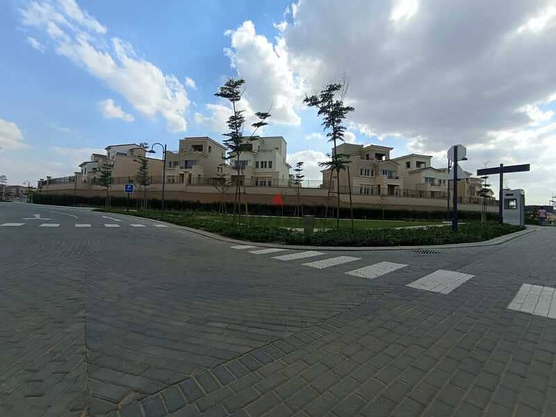 Standalone Villa Fully Finished with AC'S For sale at Uptown Cairo - Emaar 10