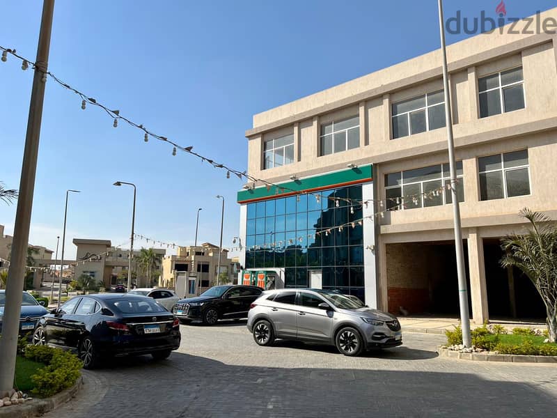 Administrative office for sale 270 meters, ready to move with instalments 3