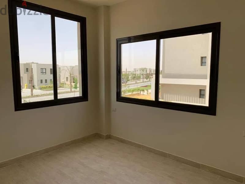 chalet 110 sqm , first row, fully finished with kitchen + ACS in Azha Ras Al Hekma 4