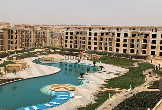 Penthouse 175. M in Stone Residence ready to move semi finished overlooking landscape and pool for sale with down payment and installments, New Cairo 4
