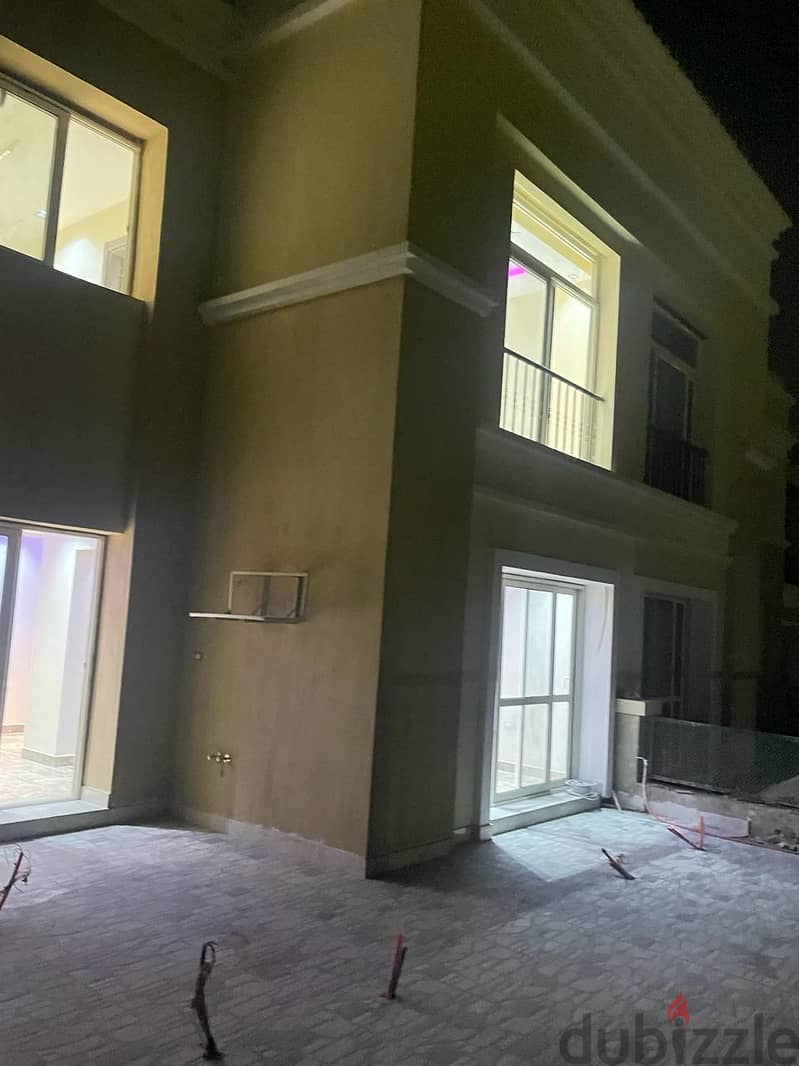 triplex villa 329m for sale fully finished in sarai compound mostakbal city 1