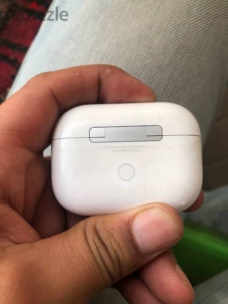AirPods case 2